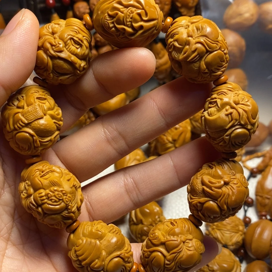 哒***㈥吊坠橄榄核八方财神