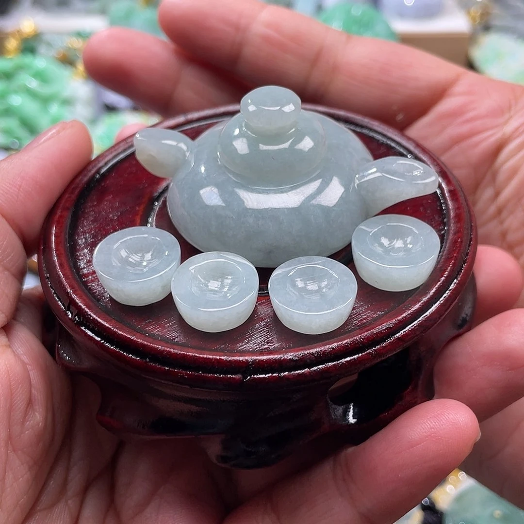 翡翠未镶嵌颈饰翡玉缘翡翠