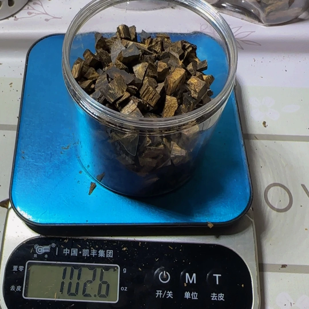 用***0沉香沉香碎屑张勺子高油米粒102克