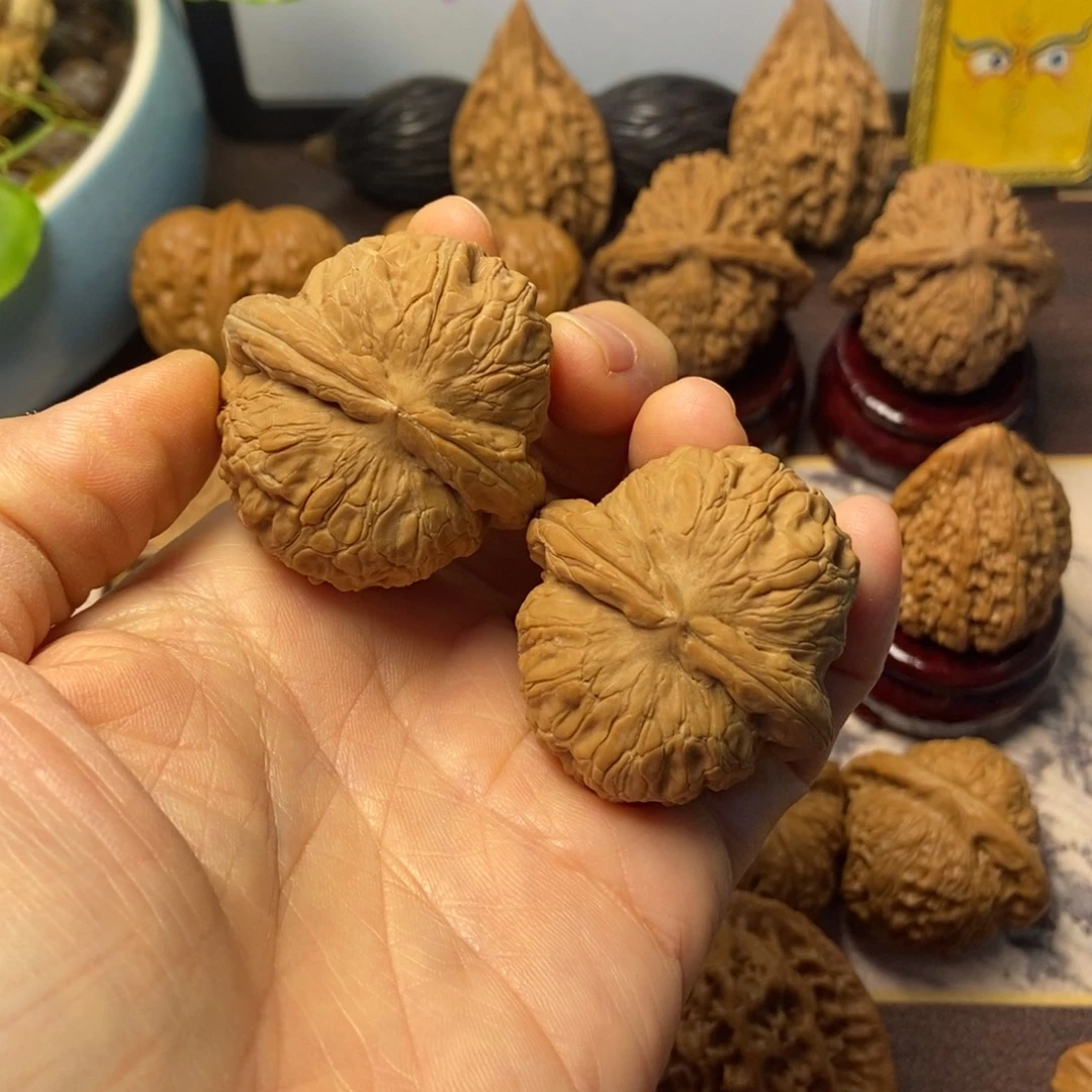 文玩核桃把件全品元宝40