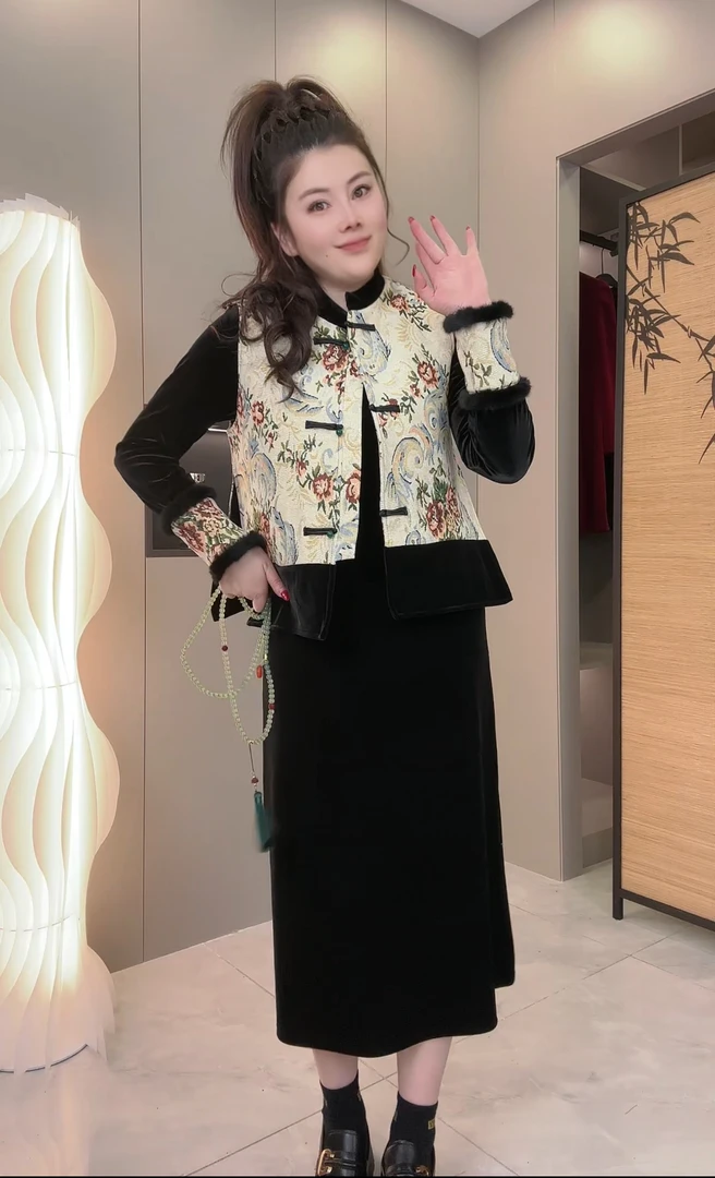 【婷婷】秋冬新款2025复古国风盘洋气扣气质高雅06216俩件套连衣裙