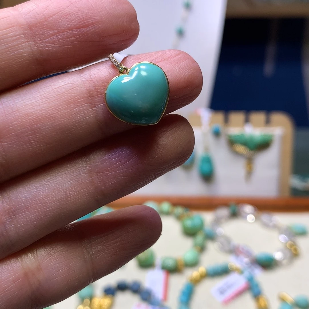 绿松石18K金镶嵌吊坠