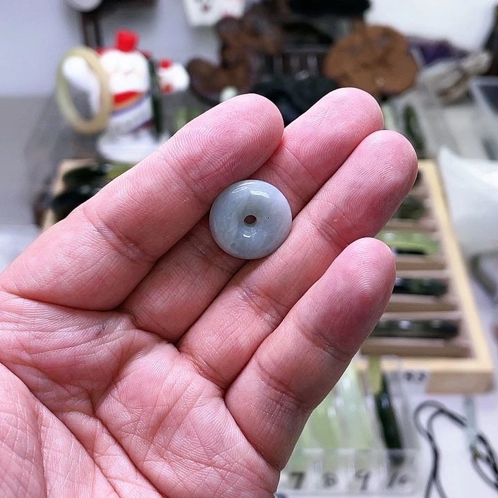 蛇纹石玉颈饰合金月*