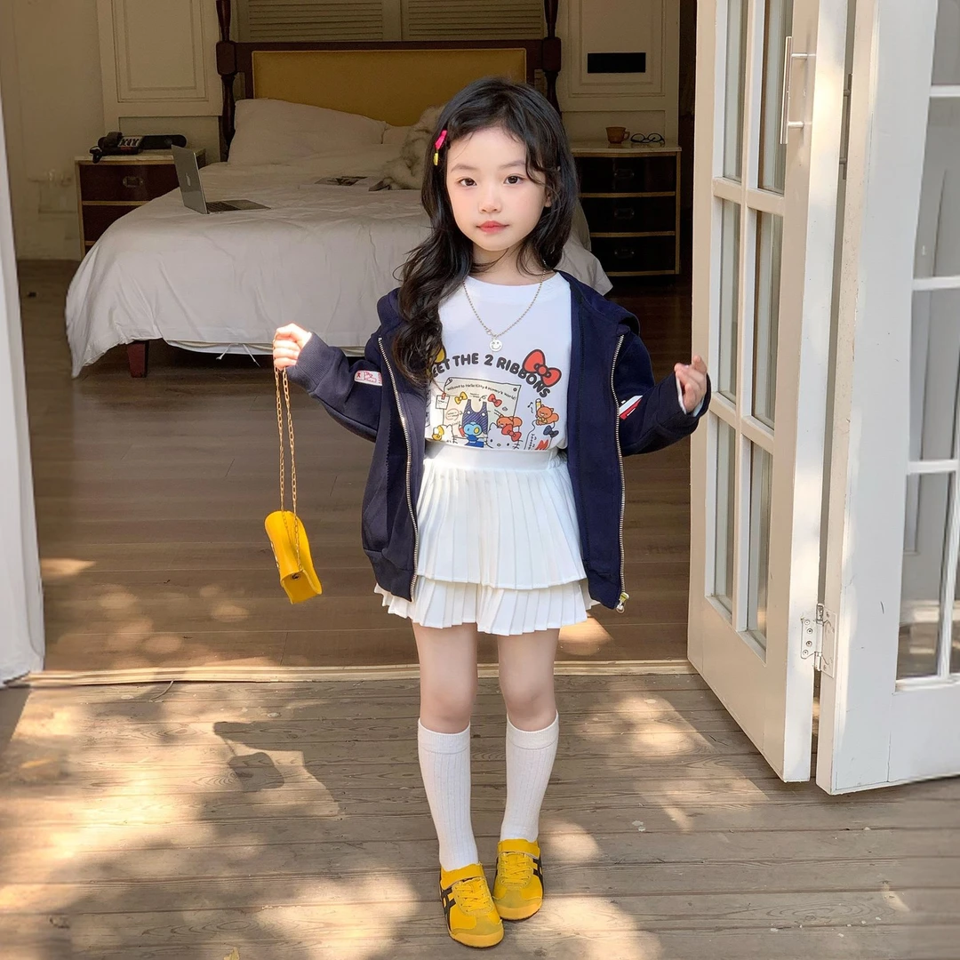2025春季款女童卡通休闲连帽外套+可爱长袖T恤＋荷叶边裙裤三件套