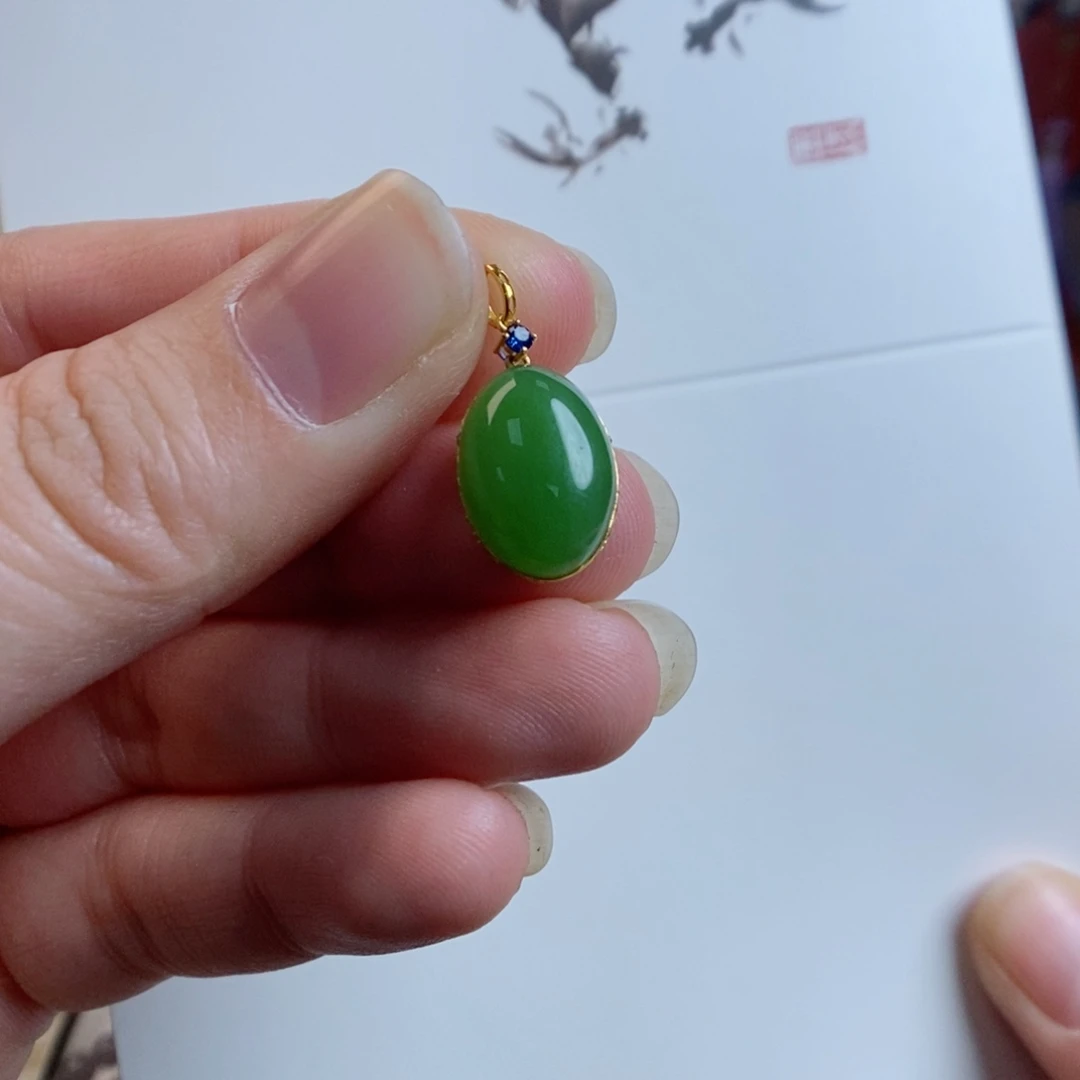 和田玉颈饰18K金镶嵌