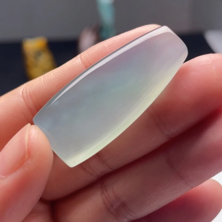 定制翡翠未镶嵌包工