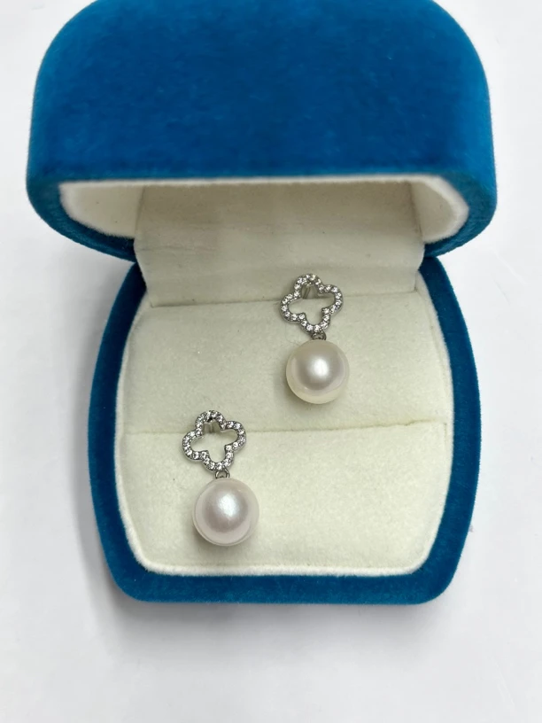 天然淡水珍珠10-11mm白珠四叶草耳钉R711