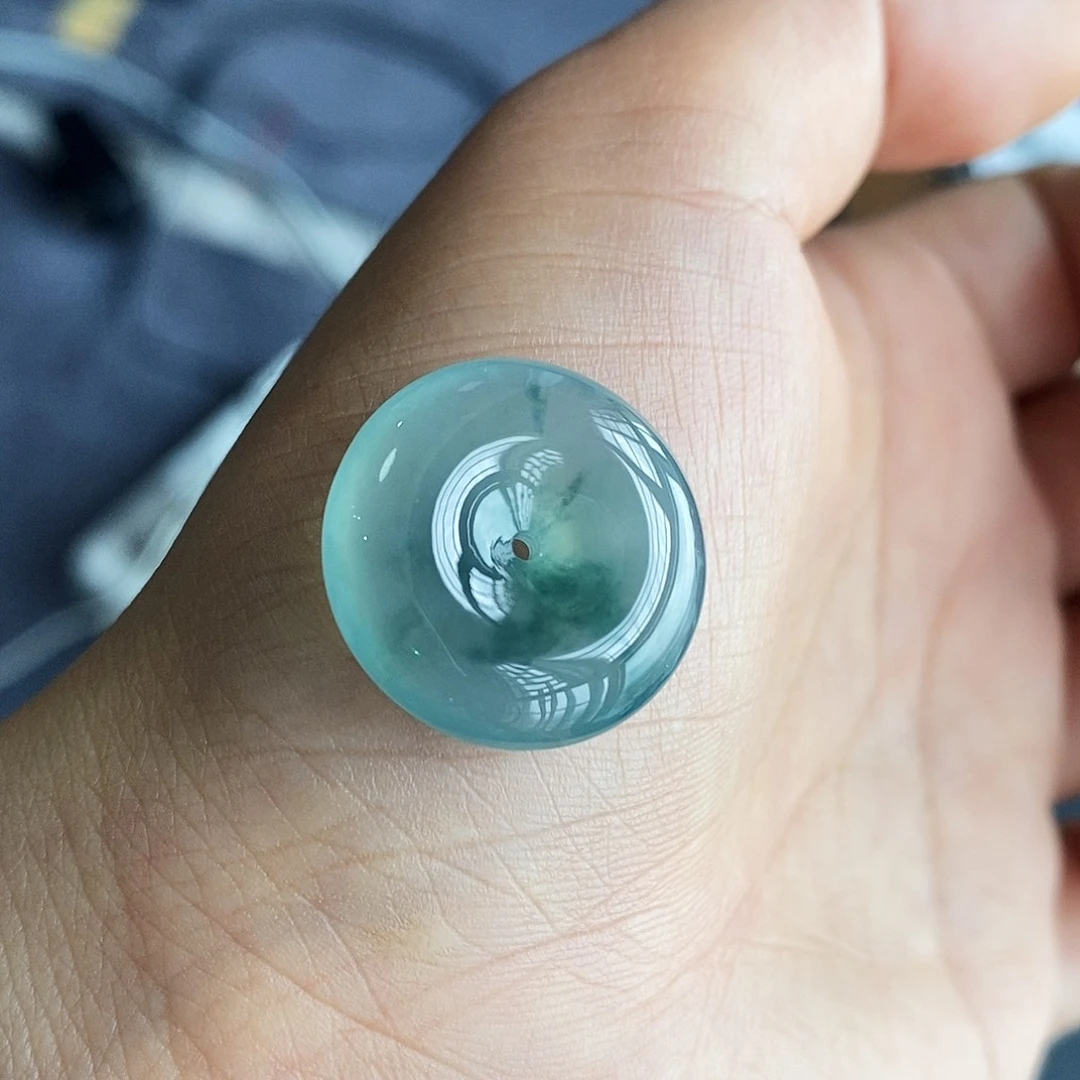 翡翠未镶嵌颈饰翡翠首饰