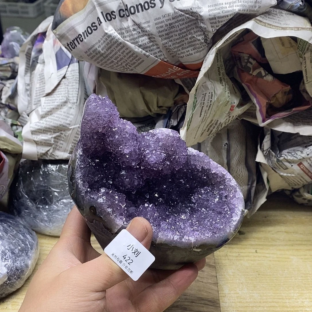 未镶嵌水晶大型摆件（非配饰）