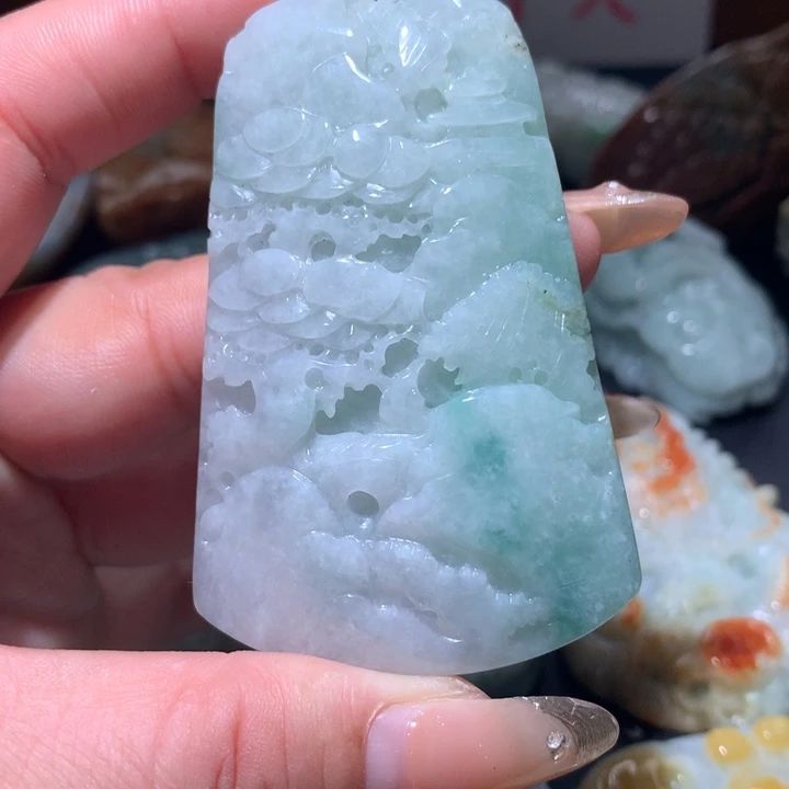 翡翠未镶嵌颈饰保真天然A货翡翠