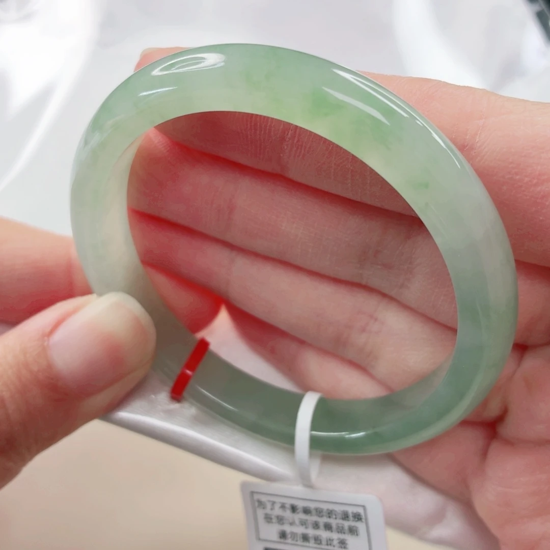 翡翠未镶嵌手镯52.1圈x468