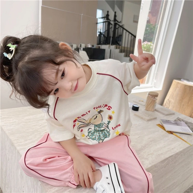 2025新款女童夏季套装韩版小女孩休闲T恤短袖束脚裤宽松潮两件套