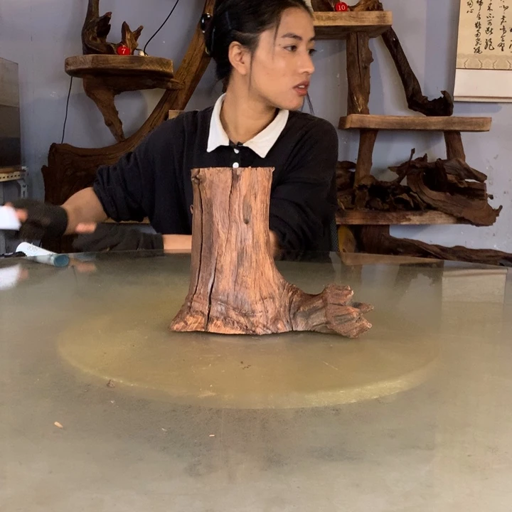 赵***荽天然的云南紫柚木会黄水