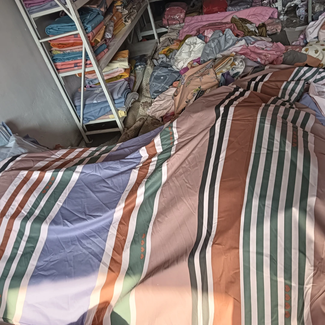 小鲸鱼  纯棉斜纹布料微瑕疵二等品
