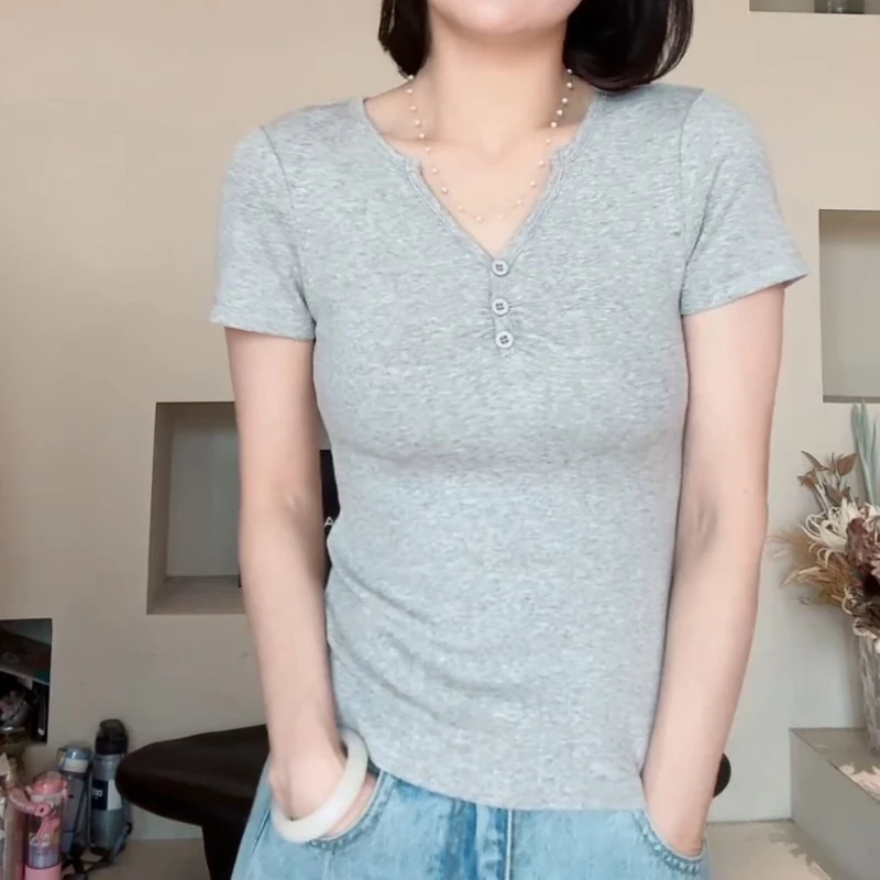 2025夏季新款时尚百搭修身显瘦V领小纽扣短袖T恤上衣 LK2505257