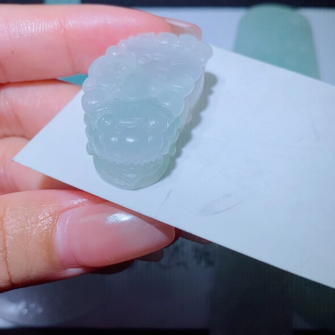 未镶嵌吊坠定制翡翠