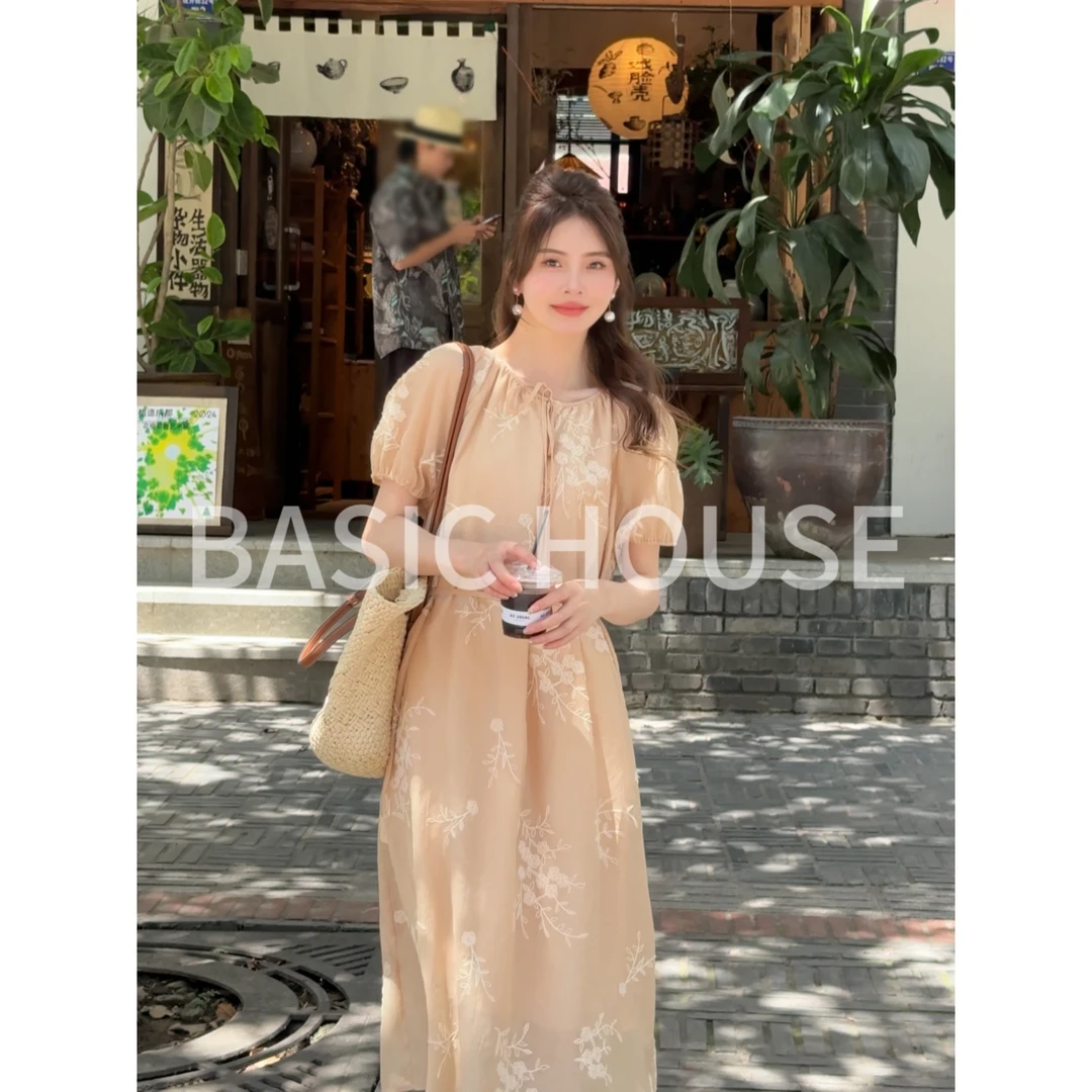 Basic House/百家好24年夏季气质刺绣优雅时尚百搭短袖连衣裙女A