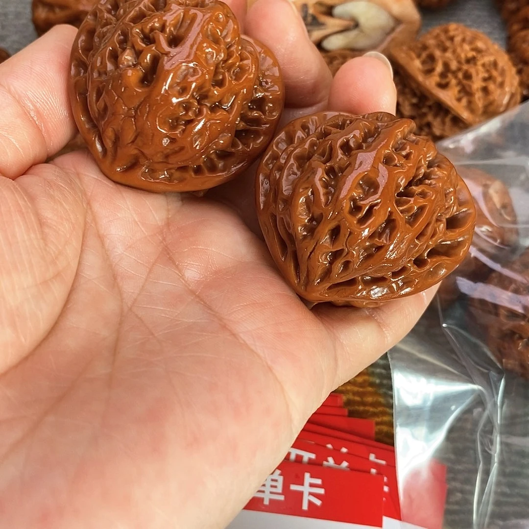 木质类宫灯。 42+。