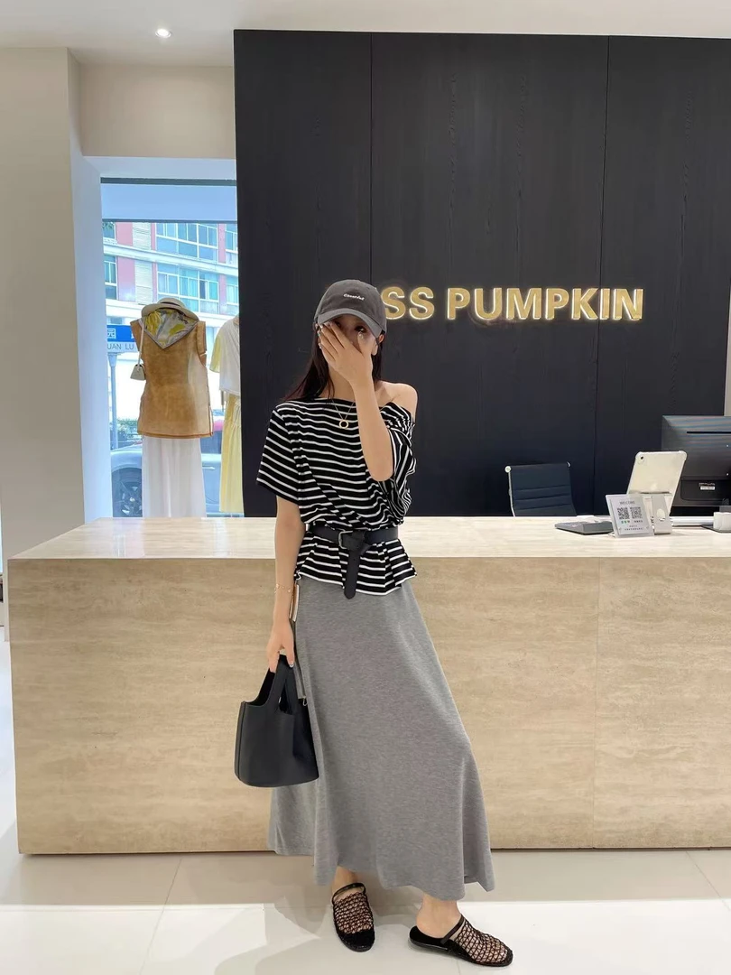 南瓜小姐 条纹慵懒感套装