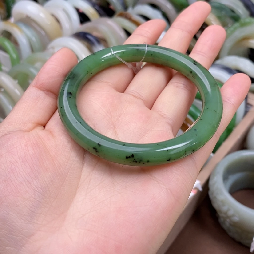 和田玉未镶嵌手镯碧玉猕猴桃手镯59.2#有包容