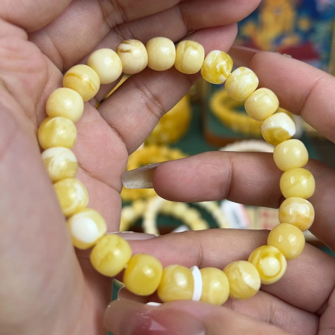 未镶嵌琥珀珠宝奇石