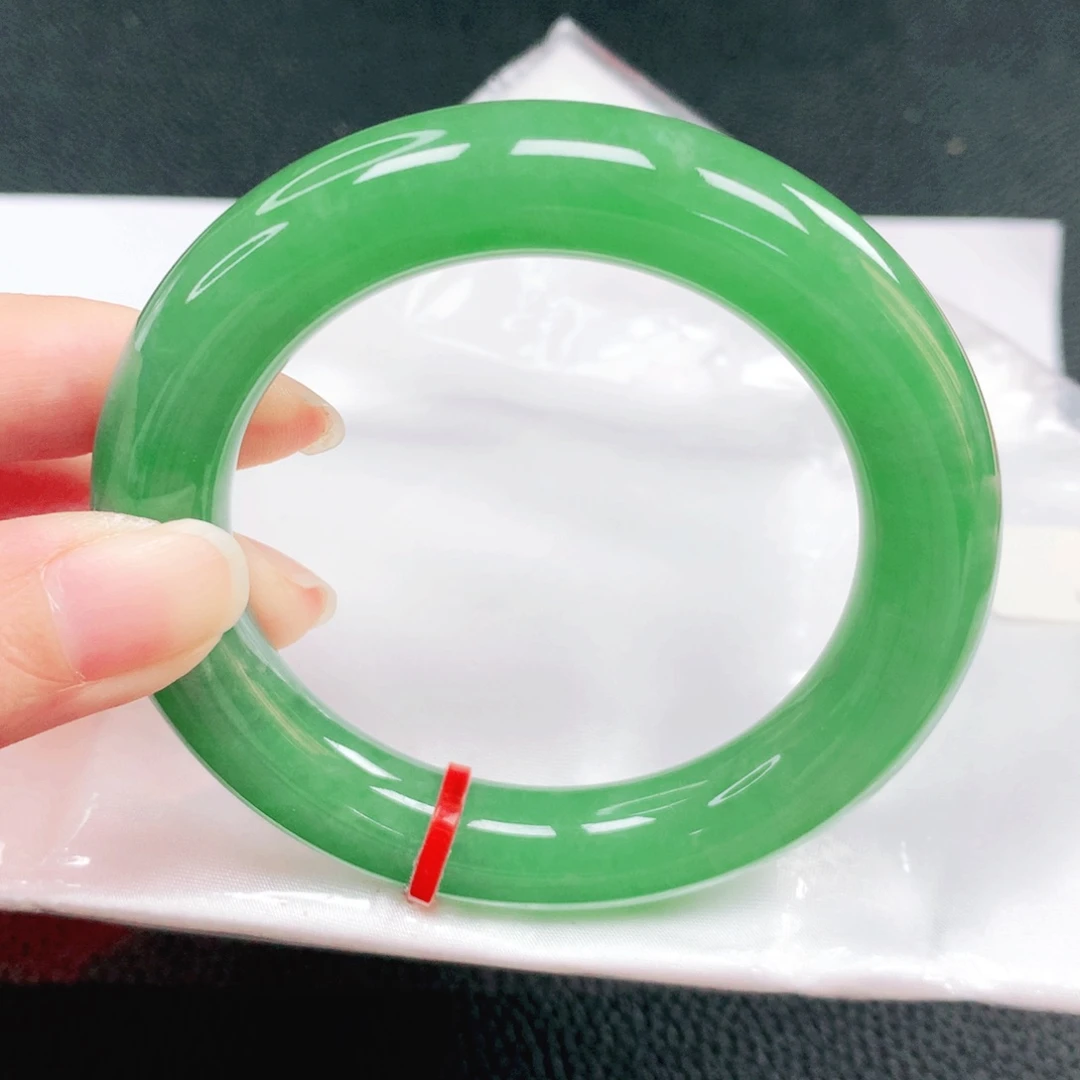 翡翠未镶嵌手镯55圈