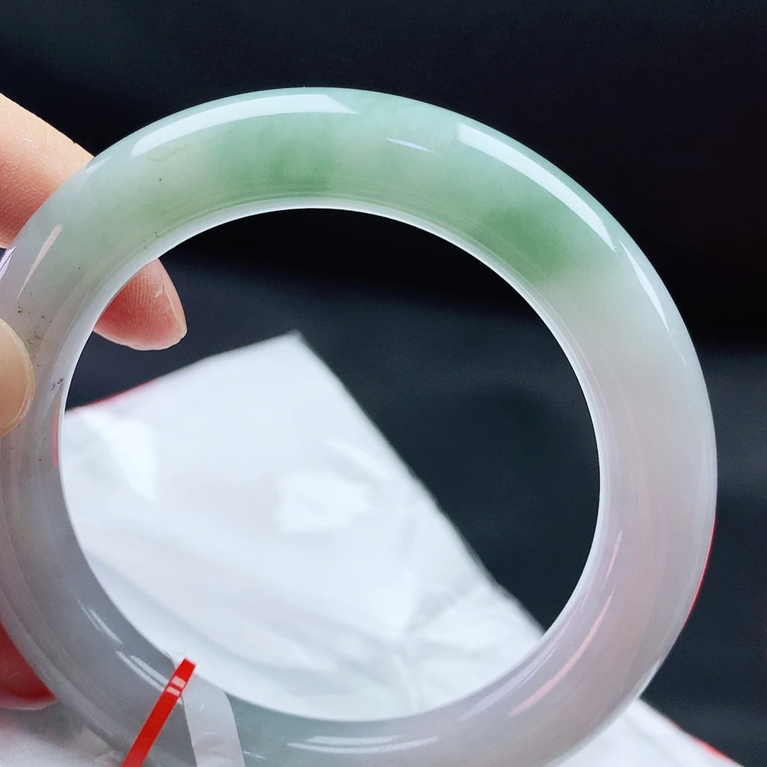 翡翠手镯未镶嵌59胖