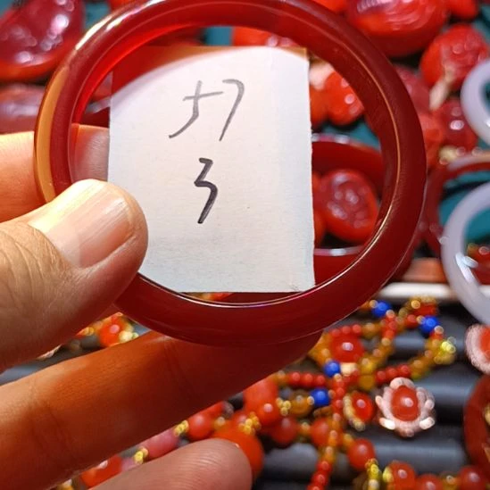 手镯玛瑙/玉髓未镶嵌