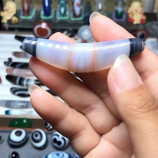 玛瑙/玉髓颈饰未镶嵌