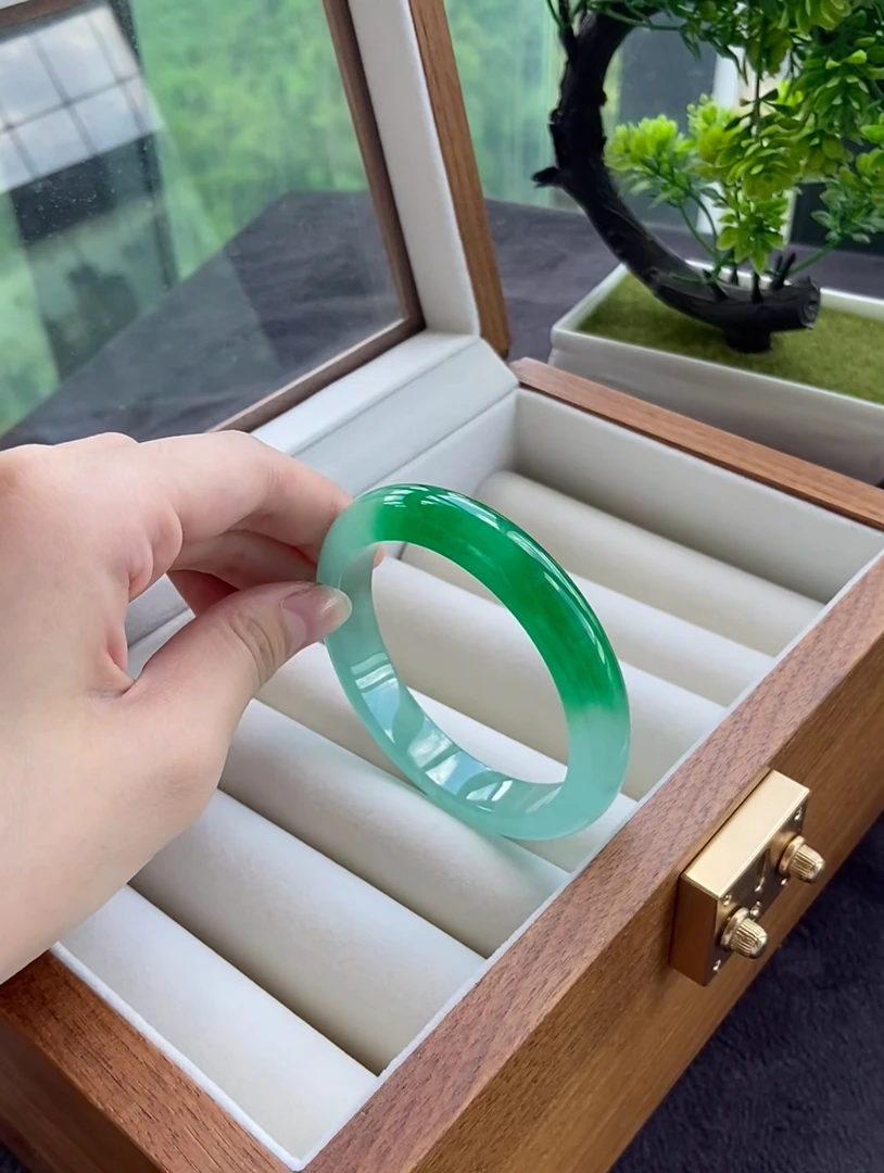 高档冰透饰品手镯（直播专享链接）