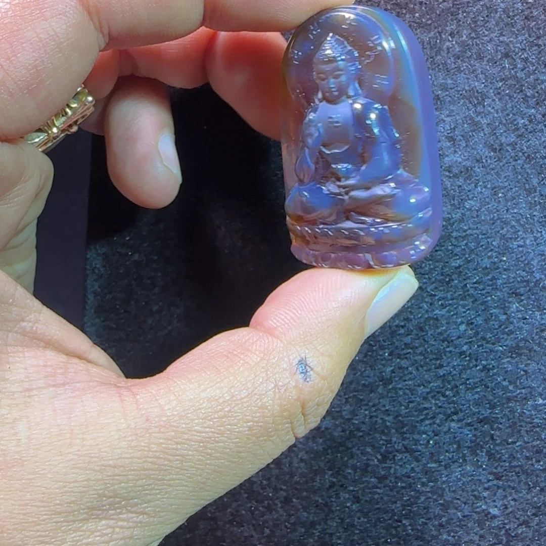琥珀未镶嵌裸石琥珀