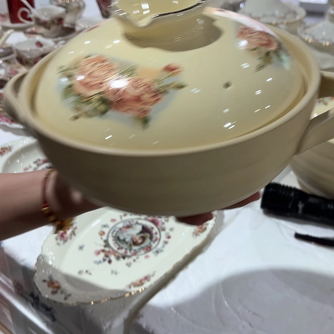 瓷2.5升，1个………………………………………………