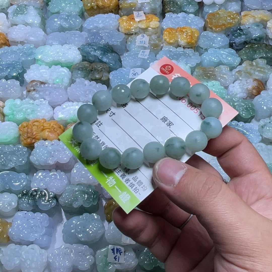 定制翡翠未镶嵌天然