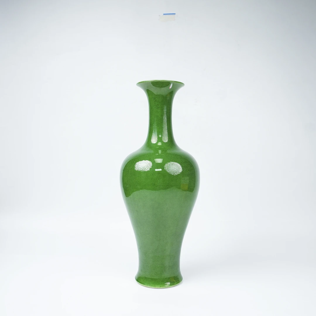 Lot041   绿釉瓶
