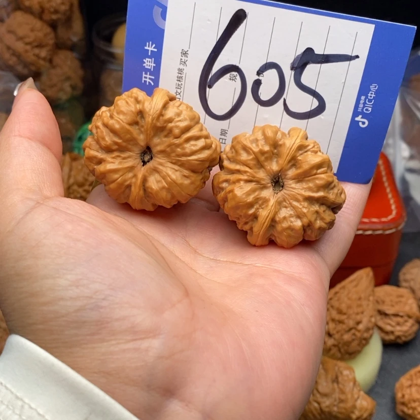 【闪购商品】文玩核桃把件樱**舞文玩核桃605