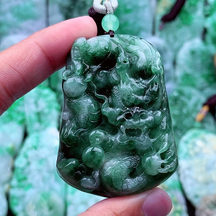 翡翠吊坠(不含链)未镶嵌