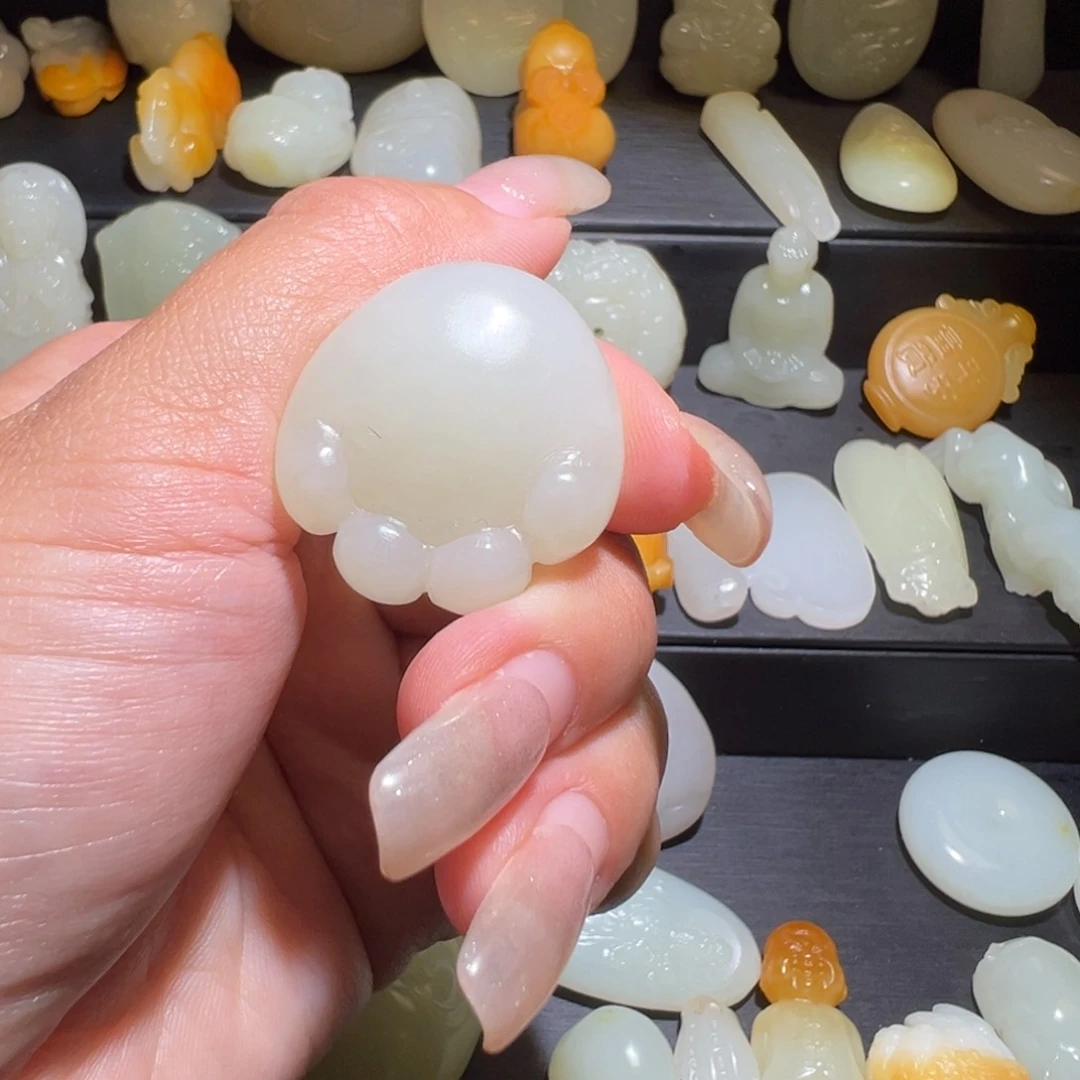 颈饰未镶嵌和田玉b****y