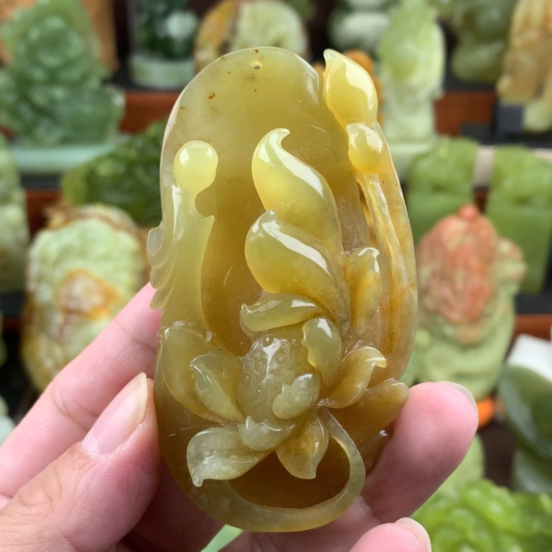 岫玉未镶嵌挂件吊坠