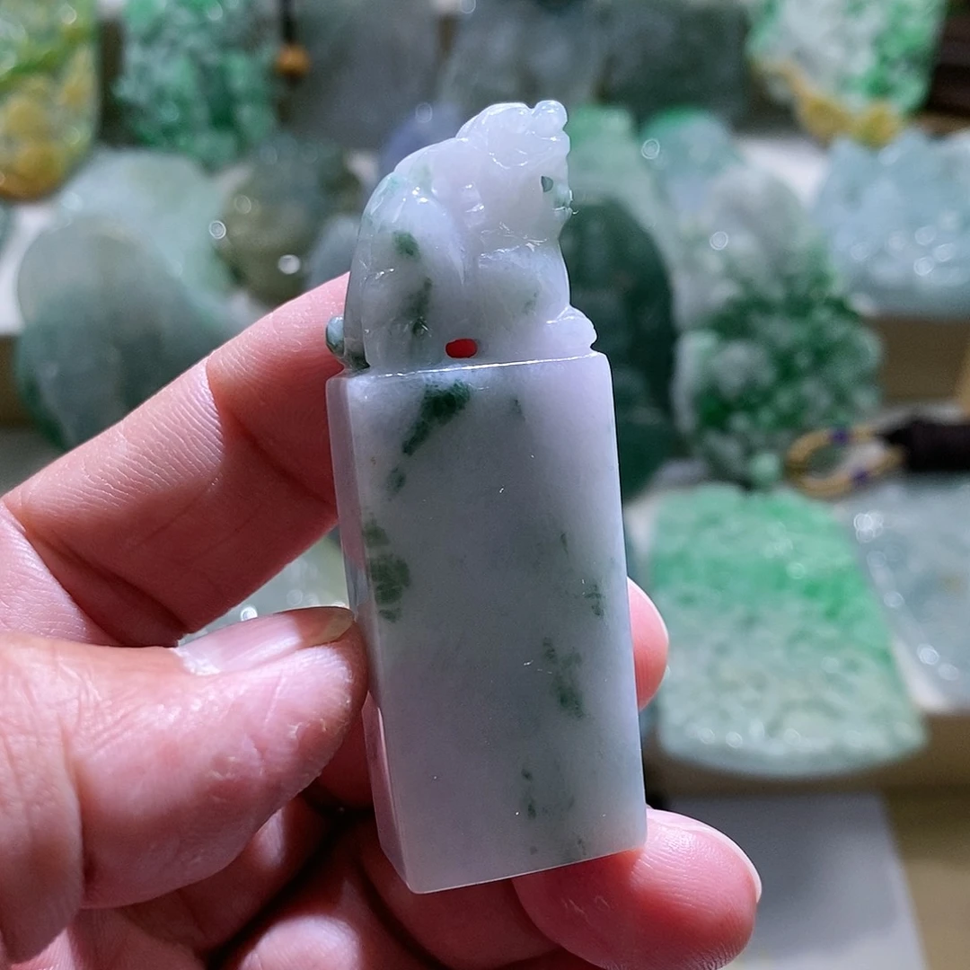 【闪购商品】翡翠颈饰未镶嵌1111111111111111