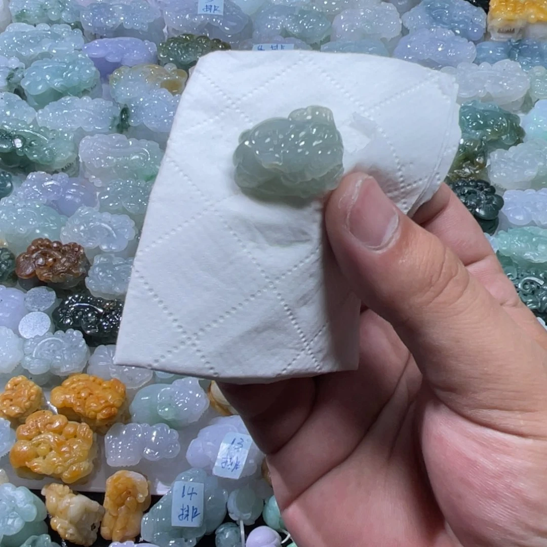 翡翠未镶嵌吊坠(不含链)天然