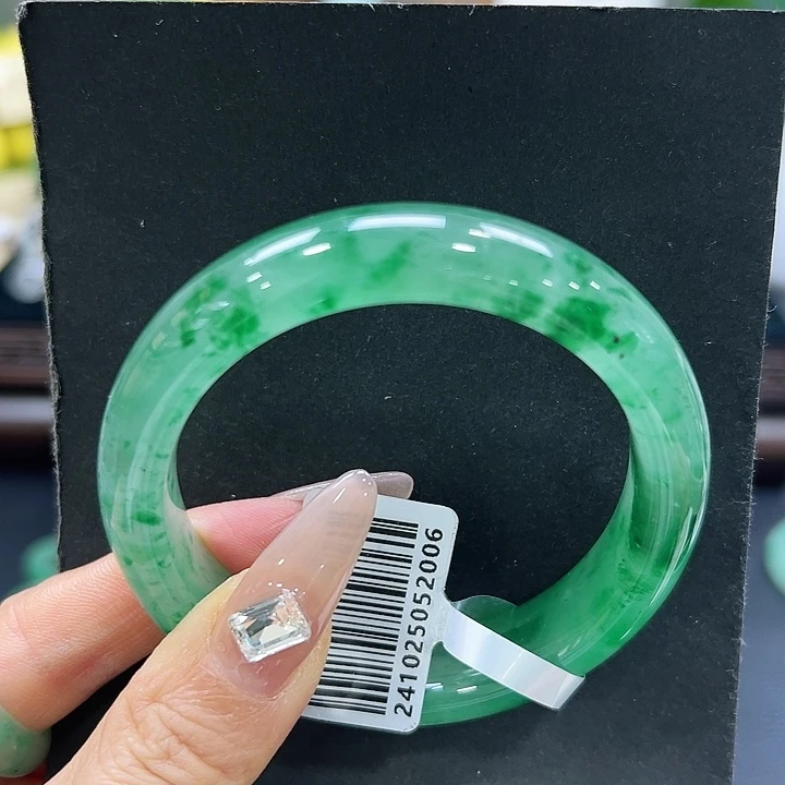 石英质玉（非洲翠）未镶嵌手镯57-58