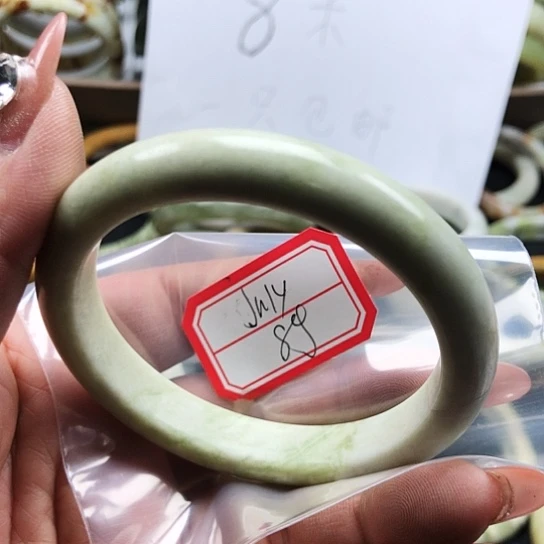 蛇纹石玉手镯未镶嵌꒰****꒱