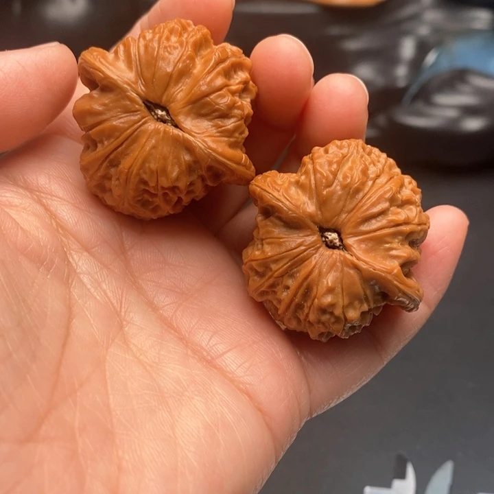 把件文玩核桃血麒麟38尺