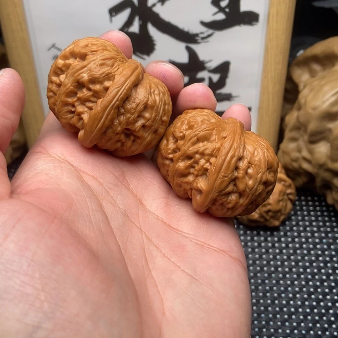 伟***少把件文玩核桃hhhhh