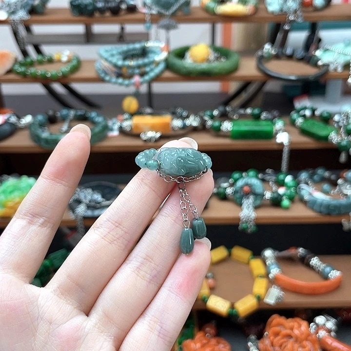 翡翠未镶嵌戒指饰品