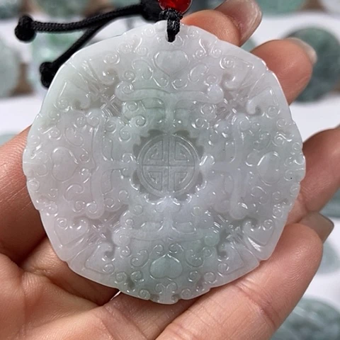 翡翠颈饰未镶嵌饕餮福利