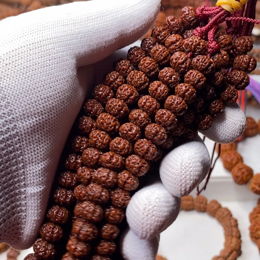 金刚菩提手串五瓣飞碟梅花，尺寸9+