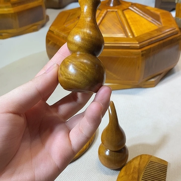 金丝楠金丝楠线插