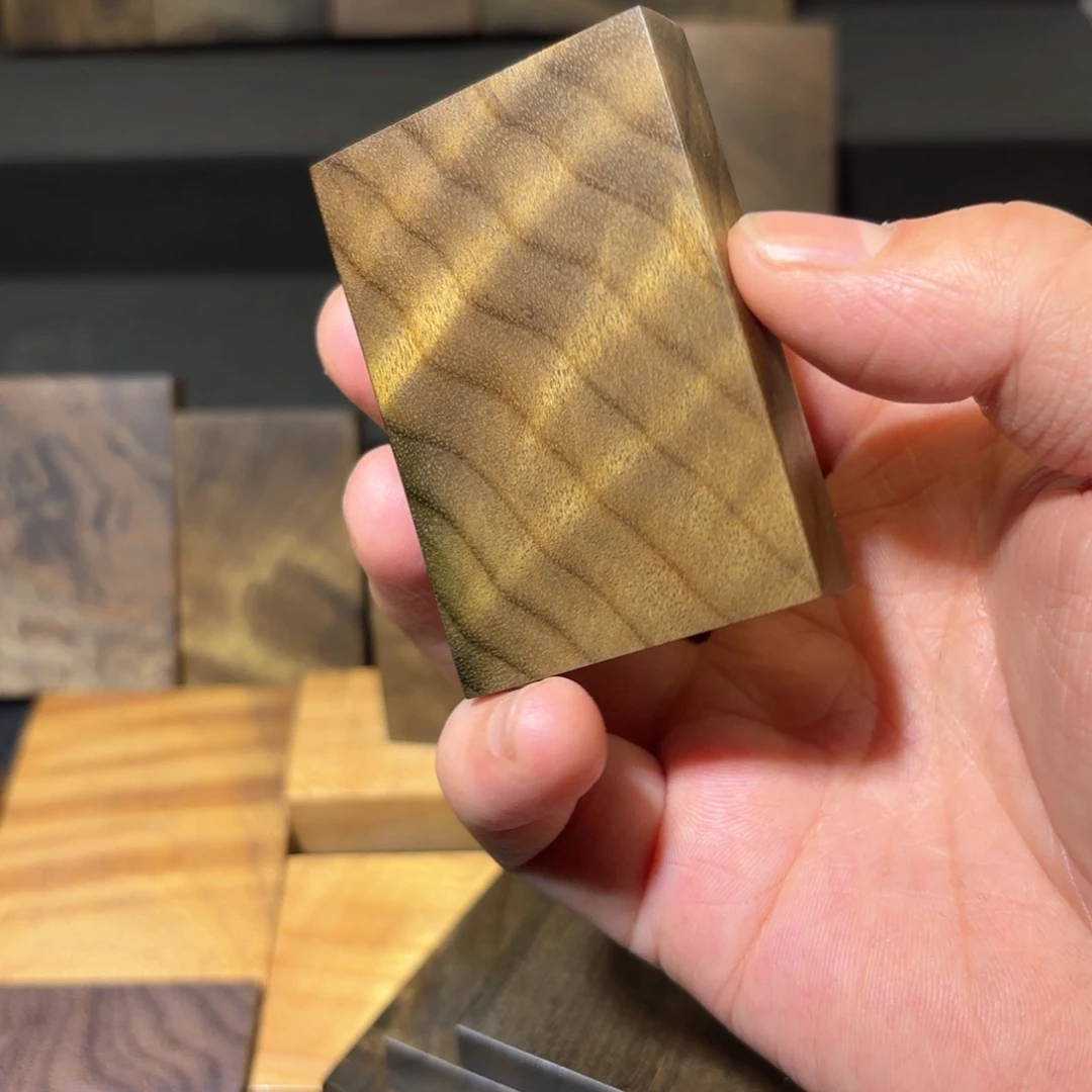 金丝楠范****店金丝楠木一物一拍