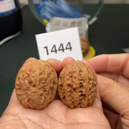 文玩核桃把件?*啧霸王1444